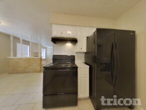 12027 Arrowhead Glen Dr in Houston, TX - Building Photo - Building Photo