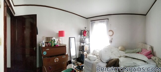 55 Etna St, Unit 1 in Boston, MA - Foto de edificio - Building Photo