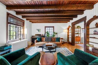 4 Concord Ave in Larchmont, NY - Building Photo - Building Photo