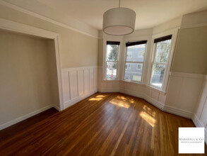 3904 Cesar Chavez St in San Francisco, CA - Foto de edificio - Building Photo