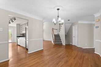 5902 Bloomingdale Terrace in Rockville, MD - Building Photo - Building Photo