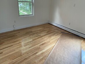 17205 Highland Ave in Jamaica, NY - Building Photo - Building Photo
