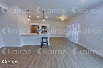 6933 Holly Ct in Johnston, IA - Building Photo - Building Photo