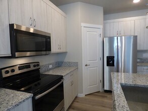 1047 Spartan Ave in Berthoud, CO - Building Photo - Building Photo
