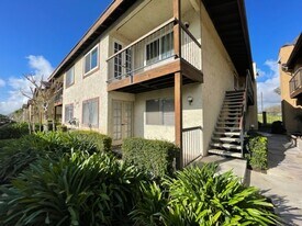 3260 Little Mountain Dr in San Bernardino, CA - Building Photo