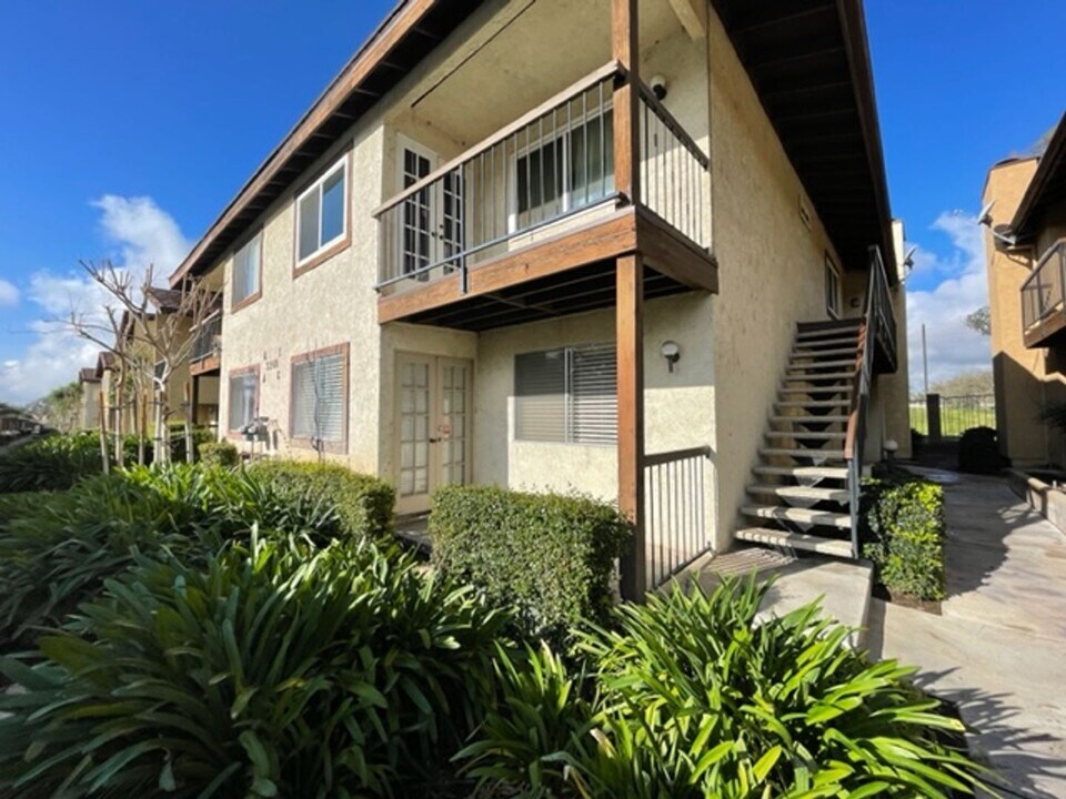 3260 Little Mountain Dr in San Bernardino, CA - Building Photo