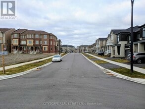 2862 Shortreed Gdns in Pickering, ON - Building Photo - Building Photo