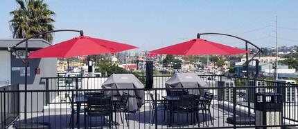 AtSix - 6908 Knowlton Pl in Los Angeles, CA - Building Photo - Building Photo