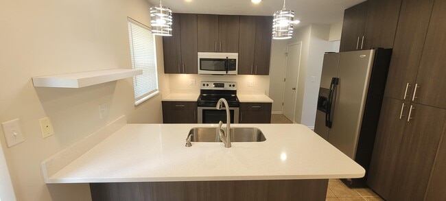 405 Brewer Dr in Columbia, MO - Building Photo - Building Photo