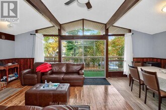 1950 Champlain Rd in Tiny, ON - Building Photo - Building Photo