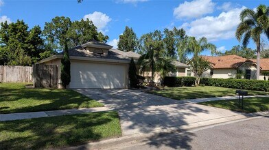 840 Lake Jackson Cir in Apopka, FL - Foto de edificio - Building Photo