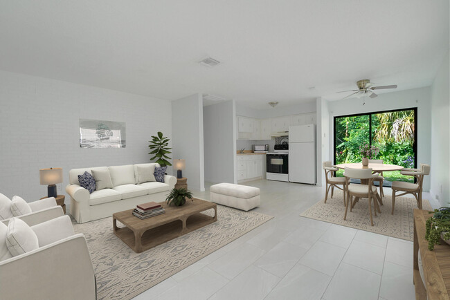 4752 SE Ebbtide Ave in Stuart, FL - Building Photo - Building Photo
