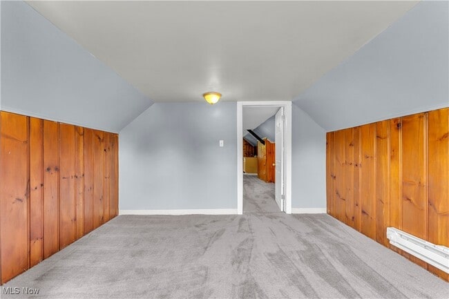 property at 915 Helmsdale Rd