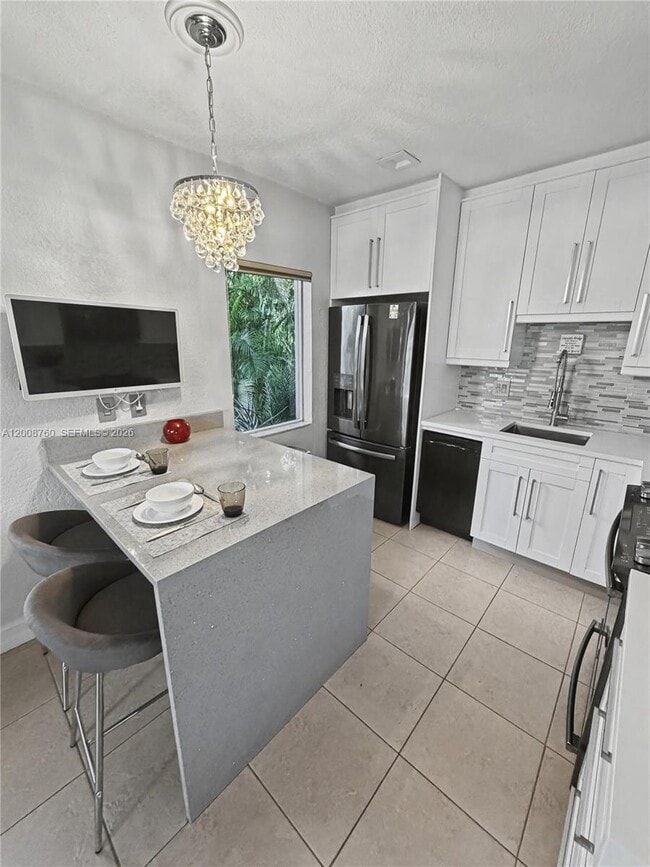 1423 Holly Heights Dr in Fort Lauderdale, FL - Building Photo - Building Photo