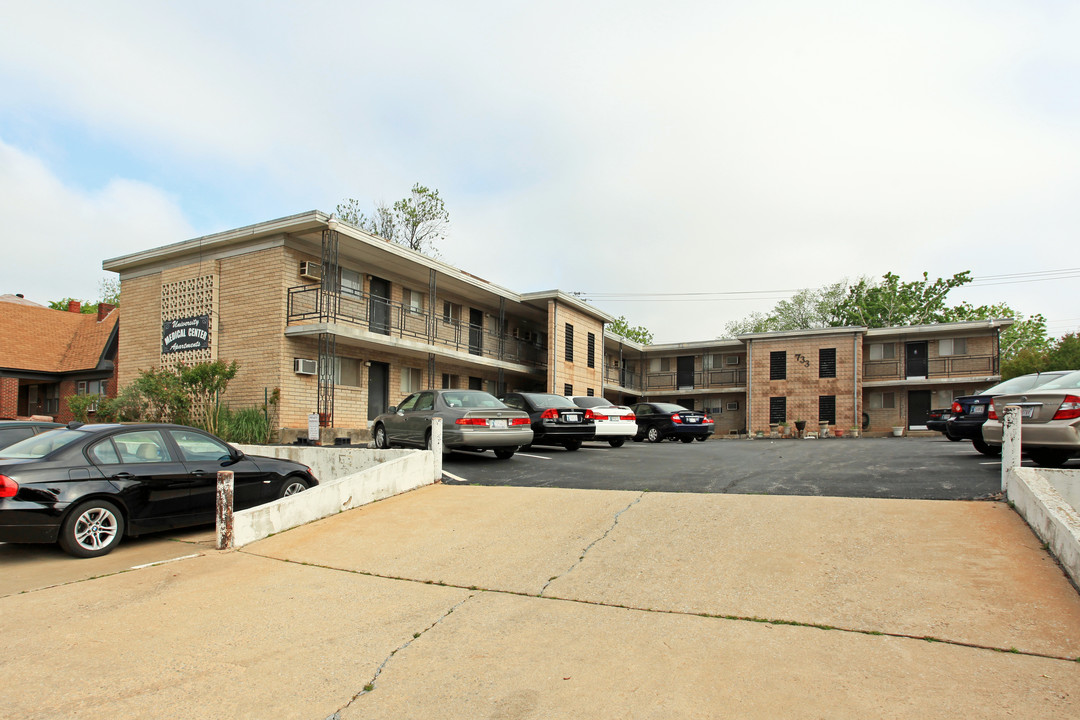 University Medical Center Apartments in Oklahoma City, OK - Building Photo