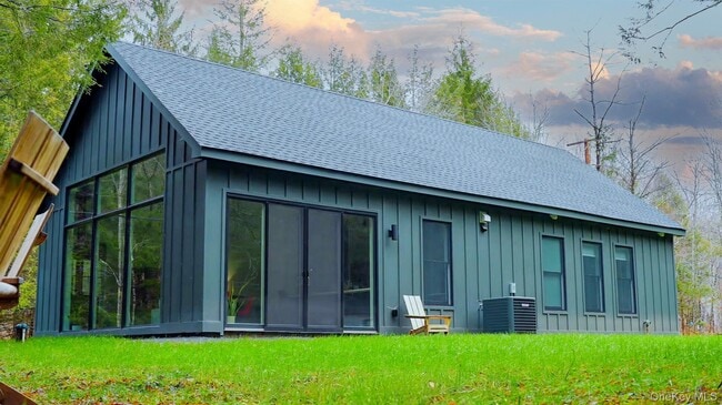 property at 102 Rider Hollow Rd