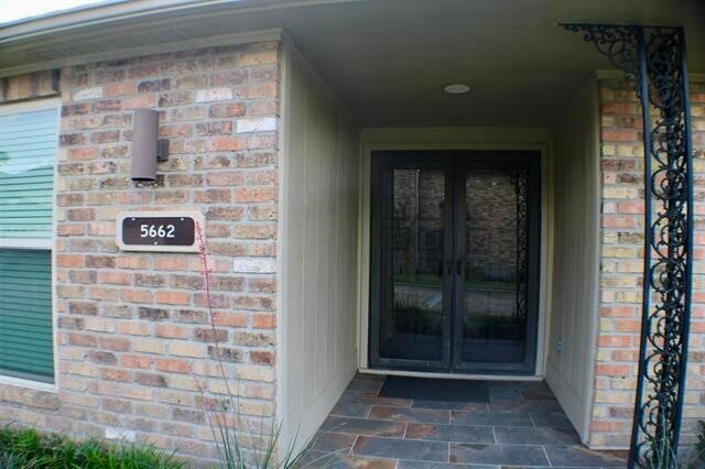 5662 Longwood St in Beaumont, TX - Building Photo - Building Photo