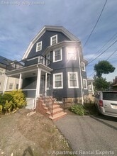 251 Arlington St, Unit 2 in Medford, MA - Building Photo - Building Photo