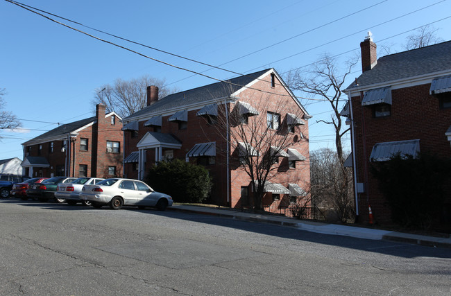 903 Fairview Ave in Takoma Park, MD - Building Photo - Building Photo