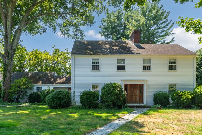 44 Liberty St in Madison, CT - Building Photo - Building Photo