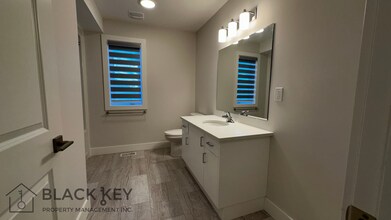 449 Grey St in London, ON - Building Photo - Building Photo