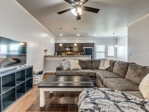 3700 Catamaran Dr in Yukon, OK - Building Photo - Building Photo