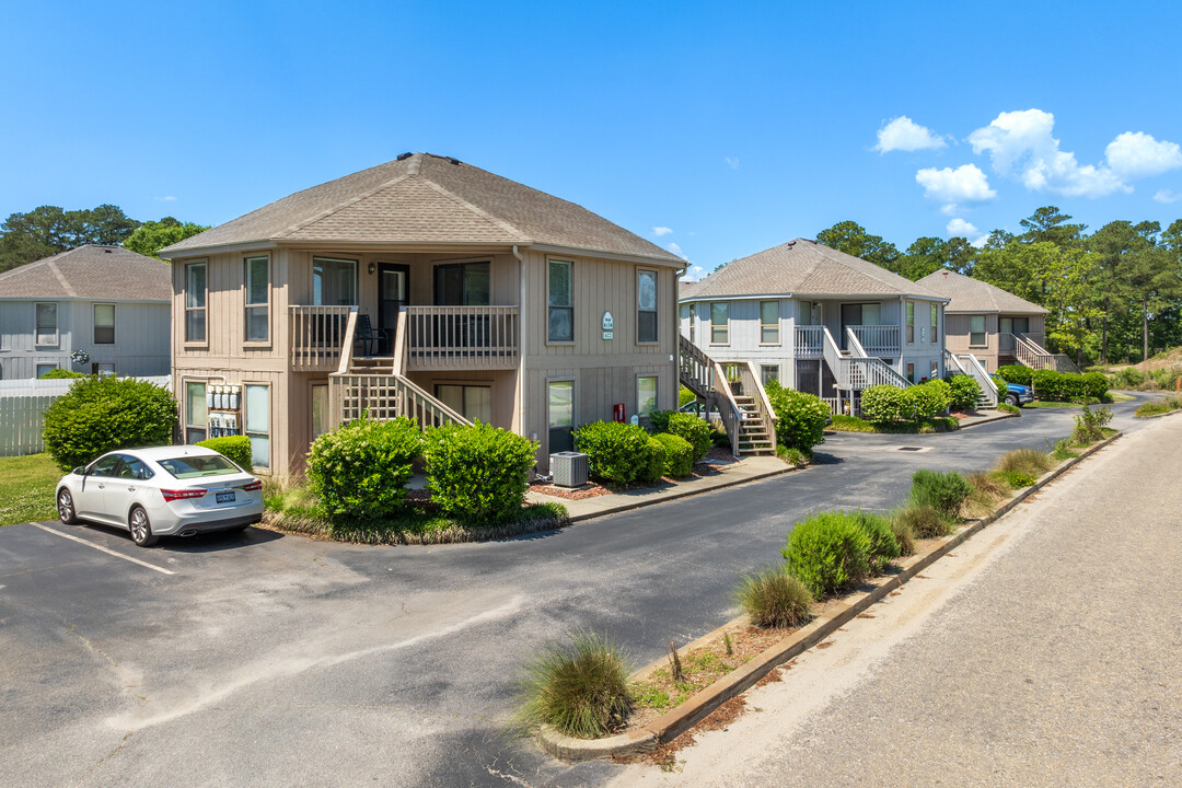 Island Green Tree Top Quads in Myrtle Beach, SC - Building Photo