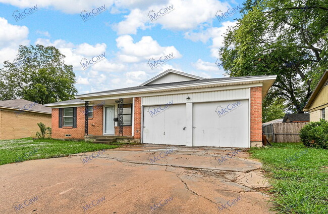 3532 Hilton Dr in Mesquite, TX - Building Photo - Building Photo