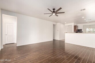 33050 N Falcon Trail in Queen Creek, AZ - Building Photo - Building Photo