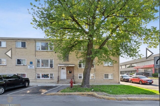 property at 1208 S 49th Ct