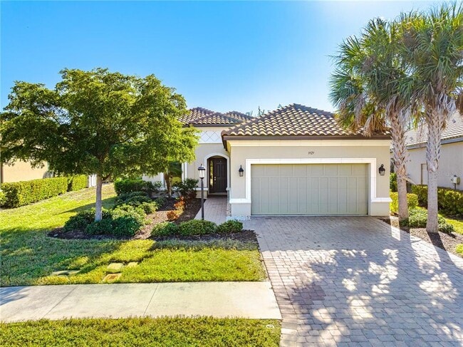 property at 3929 Waypoint Ave