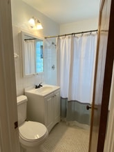 5723 W Wells St in Wauwatosa, WI - Building Photo - Building Photo