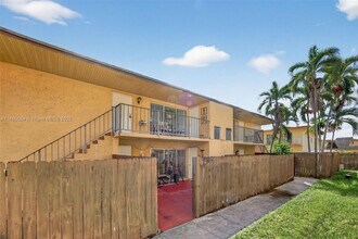 15480 SW 82nd Ln in Miami, FL - Building Photo - Building Photo