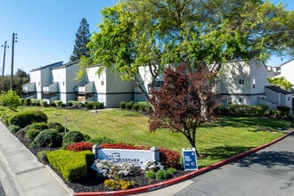 The Boulevard in Pleasant Hill, CA - Building Photo - Building Photo