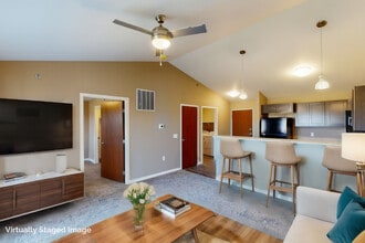 Pinnacle Point Apartments in Sioux Falls, SD - Building Photo - Building Photo