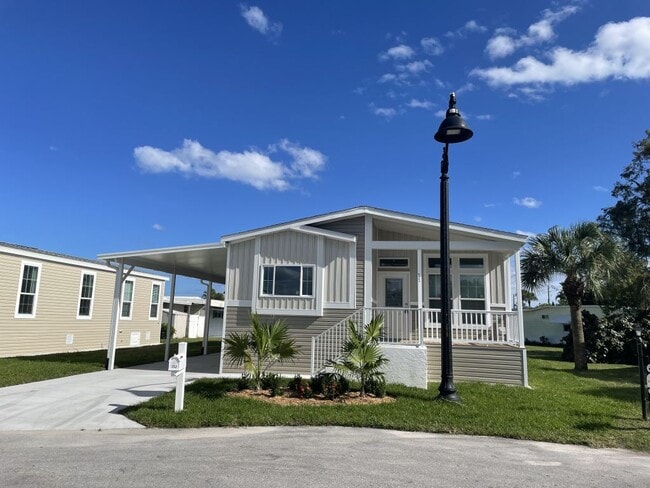 6902 42nd Trail N