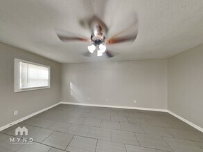 5607 Maple Tree Dr in Memphis, TN - Building Photo - Building Photo