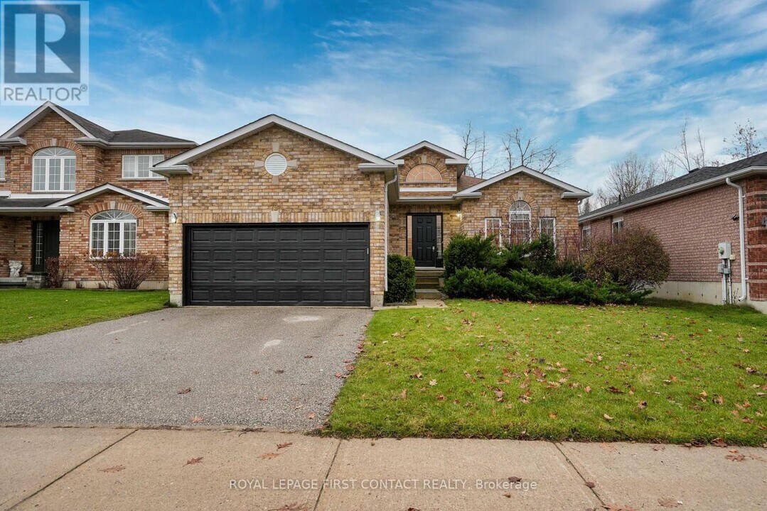 79 Sproule Dr in Barrie, ON - Building Photo