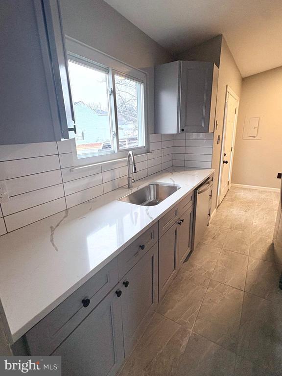 property at 390 Aldeberan Dr