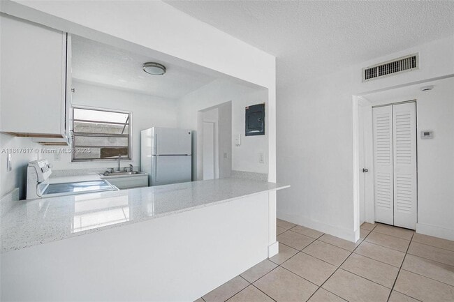property at 405 W 11th St