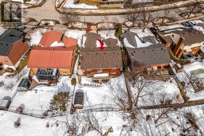 property at 92 Lillian Crescent