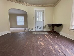 1106 Cottage St in Ashland, OH - Building Photo - Building Photo