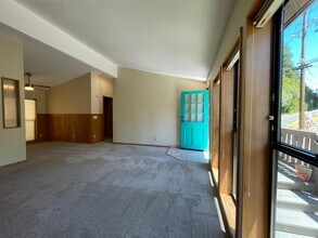 14050 Woodland Dr-Unit -14048 in Guerneville, CA - Building Photo - Building Photo