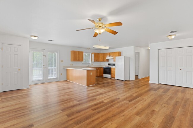 property at 809 Griffin Blvd
