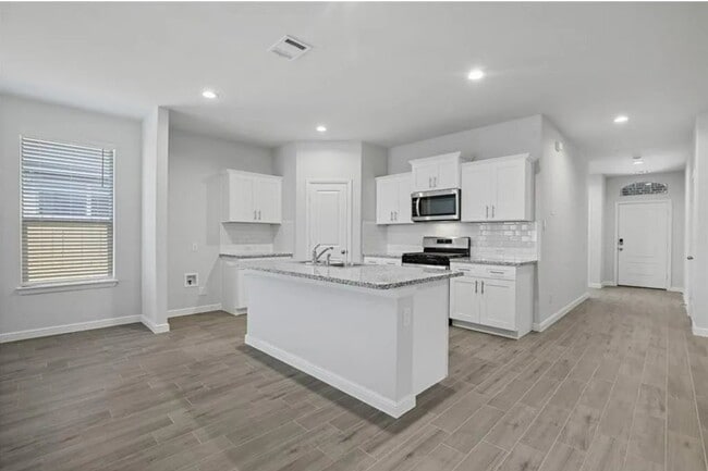 529 Passenger Trl in Fort Worth, TX - Foto de edificio - Building Photo