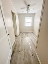 108 Oak Dr in Metropolis, IL - Foto de edificio - Building Photo