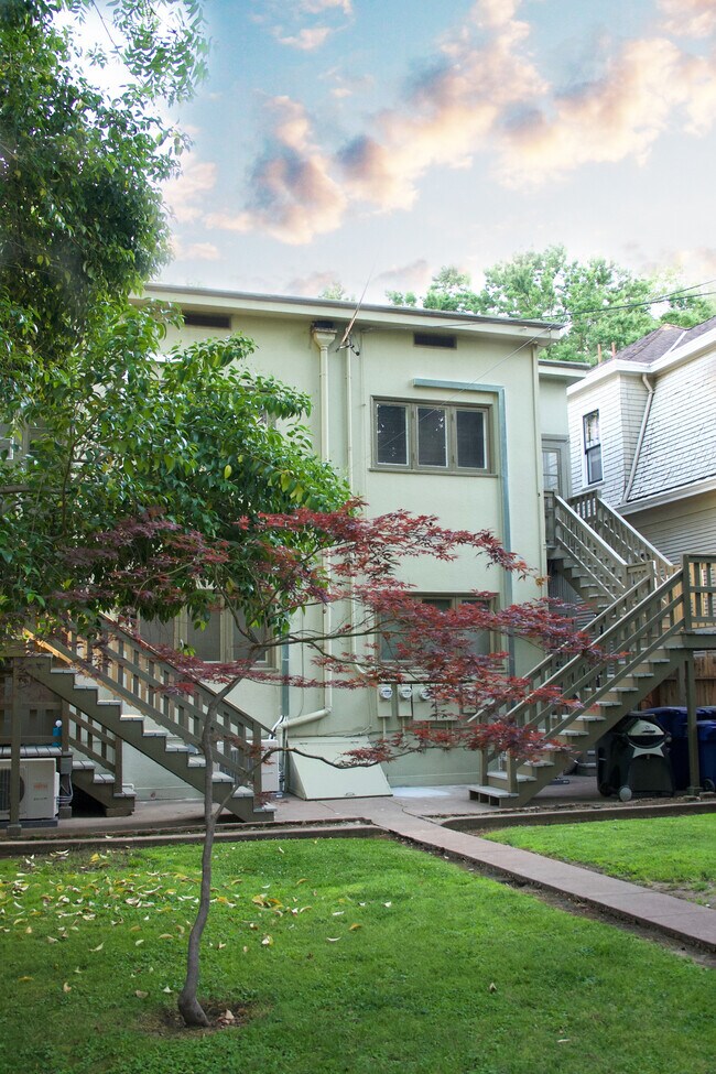 2815 I St, Unit 2 in Sacramento, CA - Building Photo - Building Photo