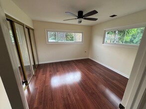 82 Indian Creek Dr in Levittown, PA - Building Photo - Building Photo