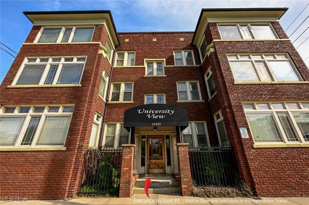 11433 Ashbury Ave in Cleveland, OH - Building Photo