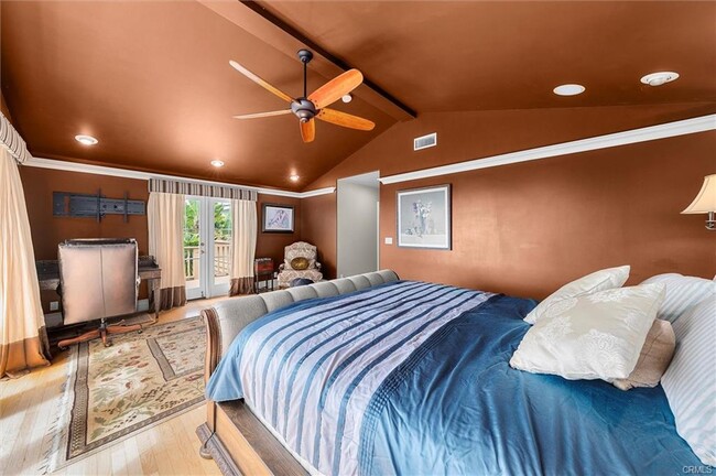 2129 Palos Verdes Dr W in Palos Verdes Estates, CA - Building Photo - Building Photo